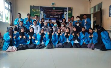 Perpisahan dan Pelepasan Mahasiswa PLP IAIN Kendari dari MTsN 1 Kendari Tahun 2023